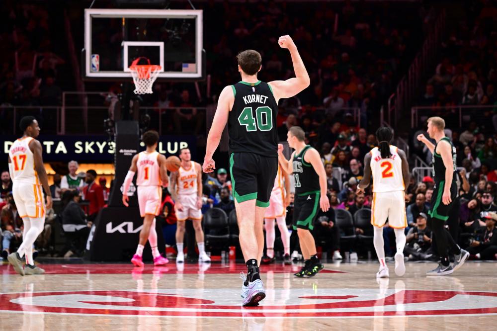 反而凭借 反而凭借