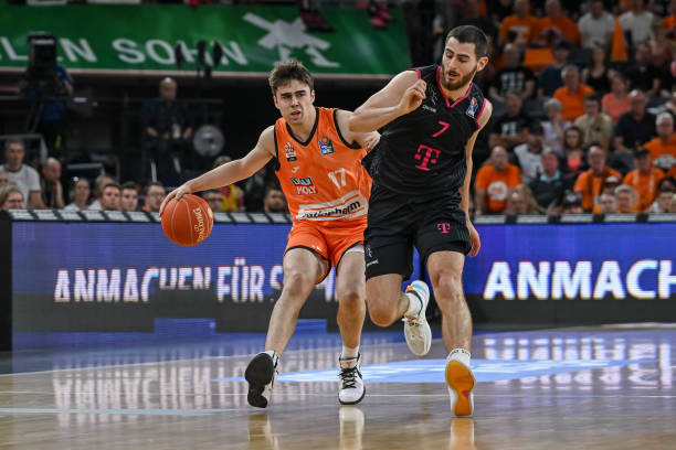 在现代社会 在现代社会