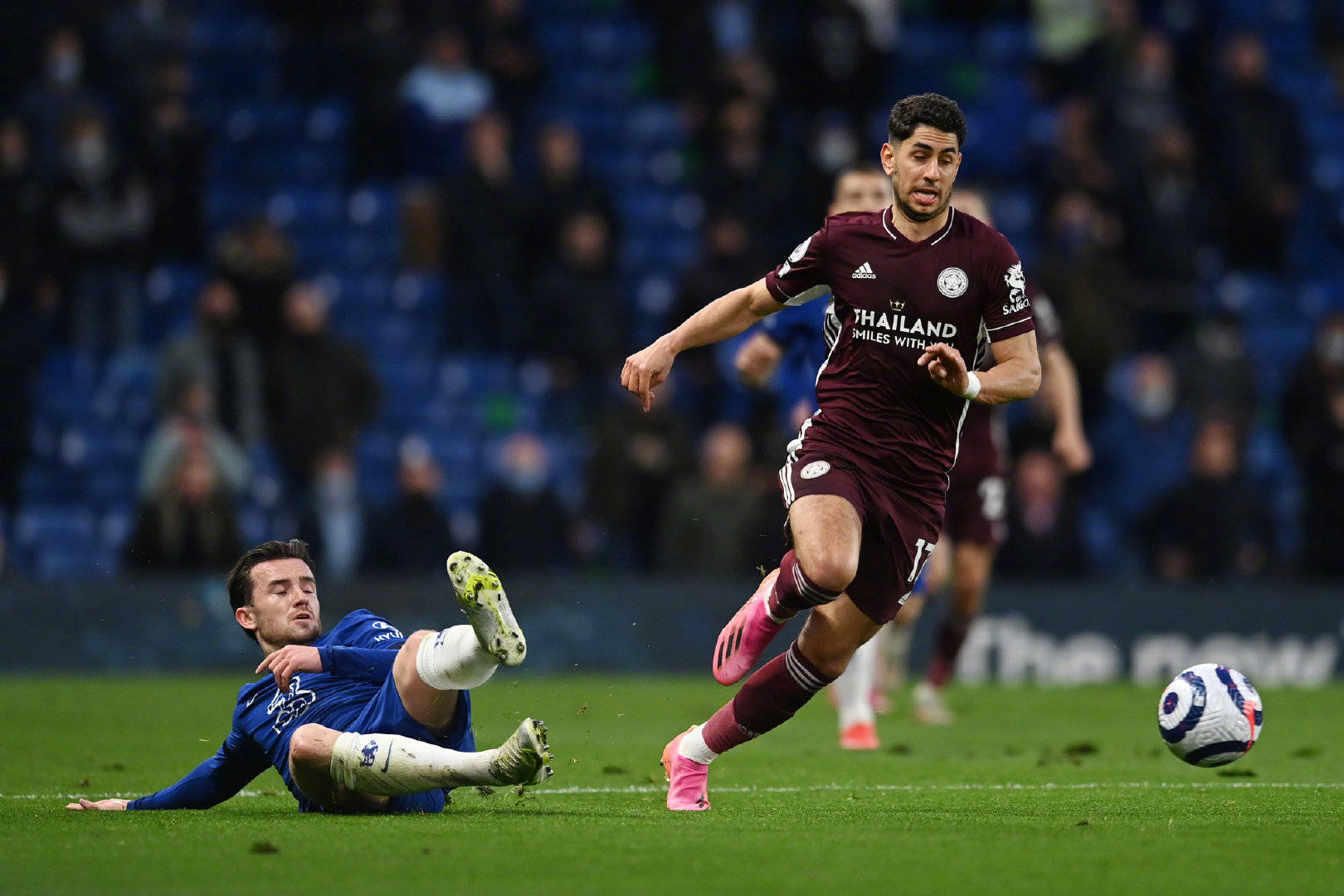 神同时缺阵 神同时缺阵